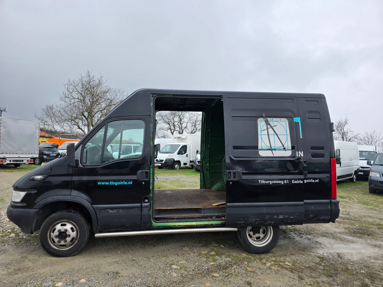 Iveco Daily 3.0  N1 Б категория 6 скорости, снимка 7 - Бусове и автобуси - 54087775