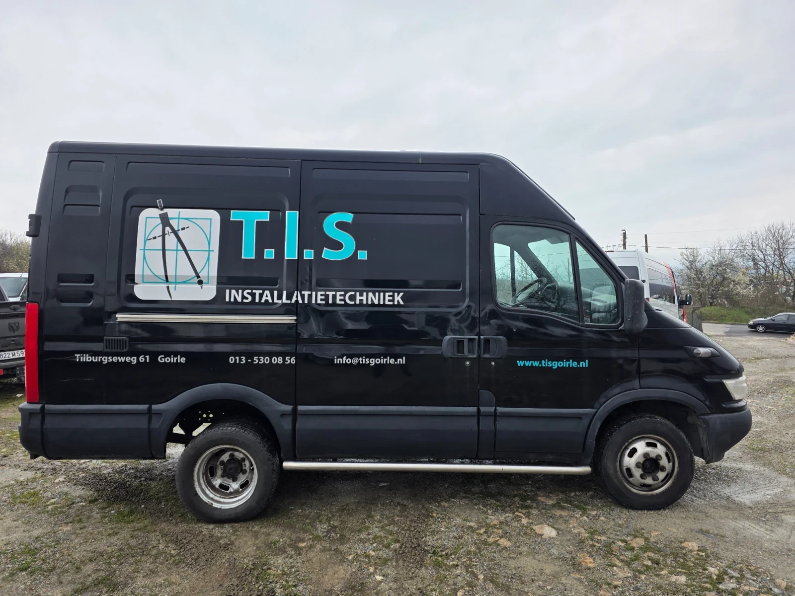 Iveco Daily 3.0  N1 Б категория 6 скорости, снимка 4 - Бусове и автобуси - 54087775