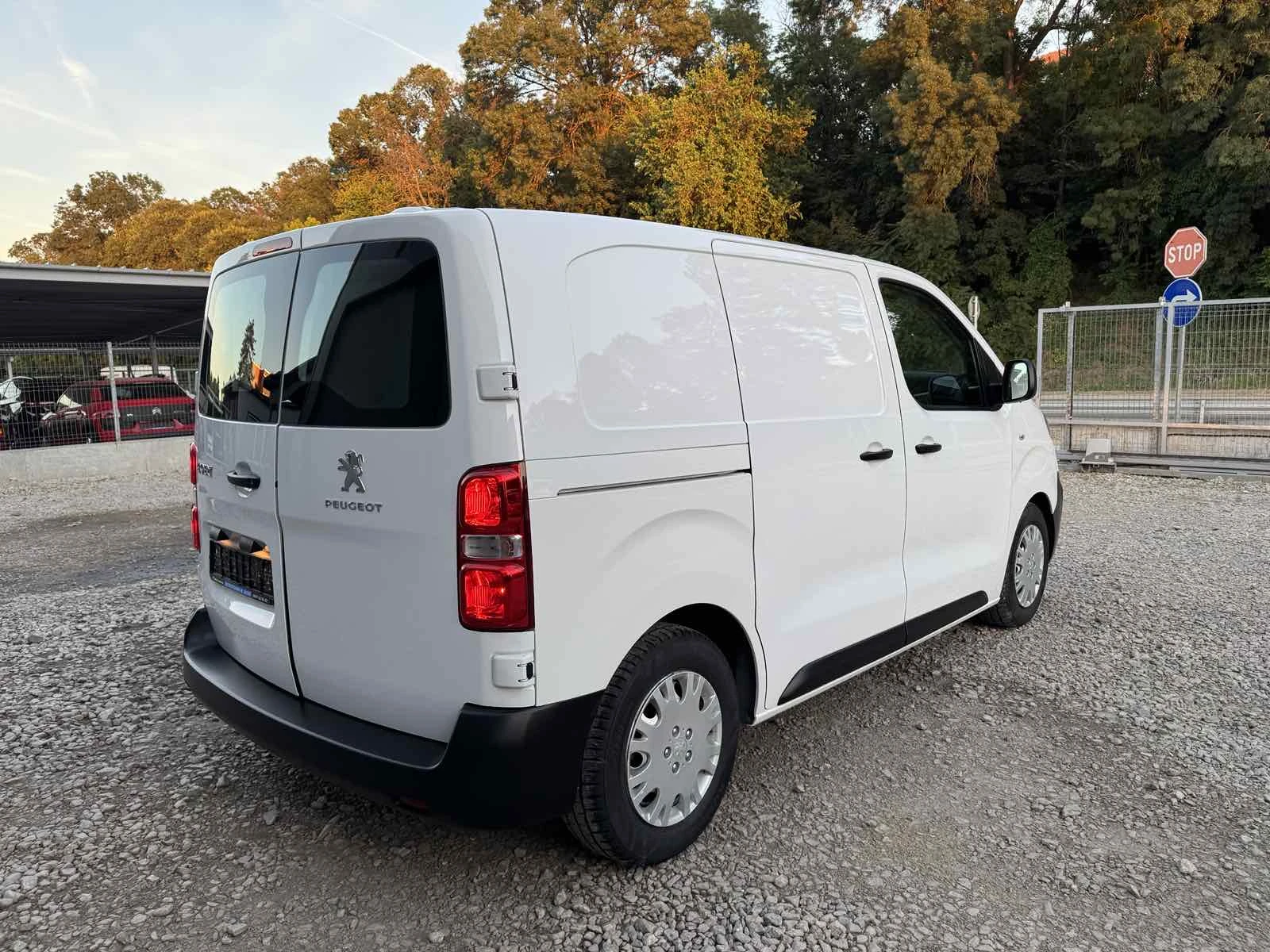 Peugeot Expert 1.6HDI* KLIMA* EVRO6, снимка 5 - Бусове и автобуси - 54940495