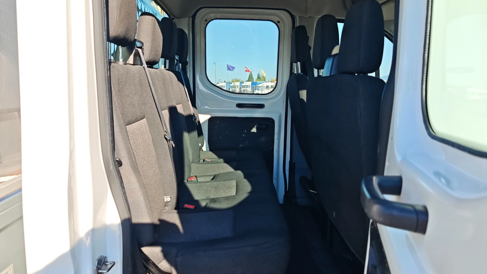 Ford Transit 2.0TDCI, снимка 13 - Бусове и автобуси - 56011279
