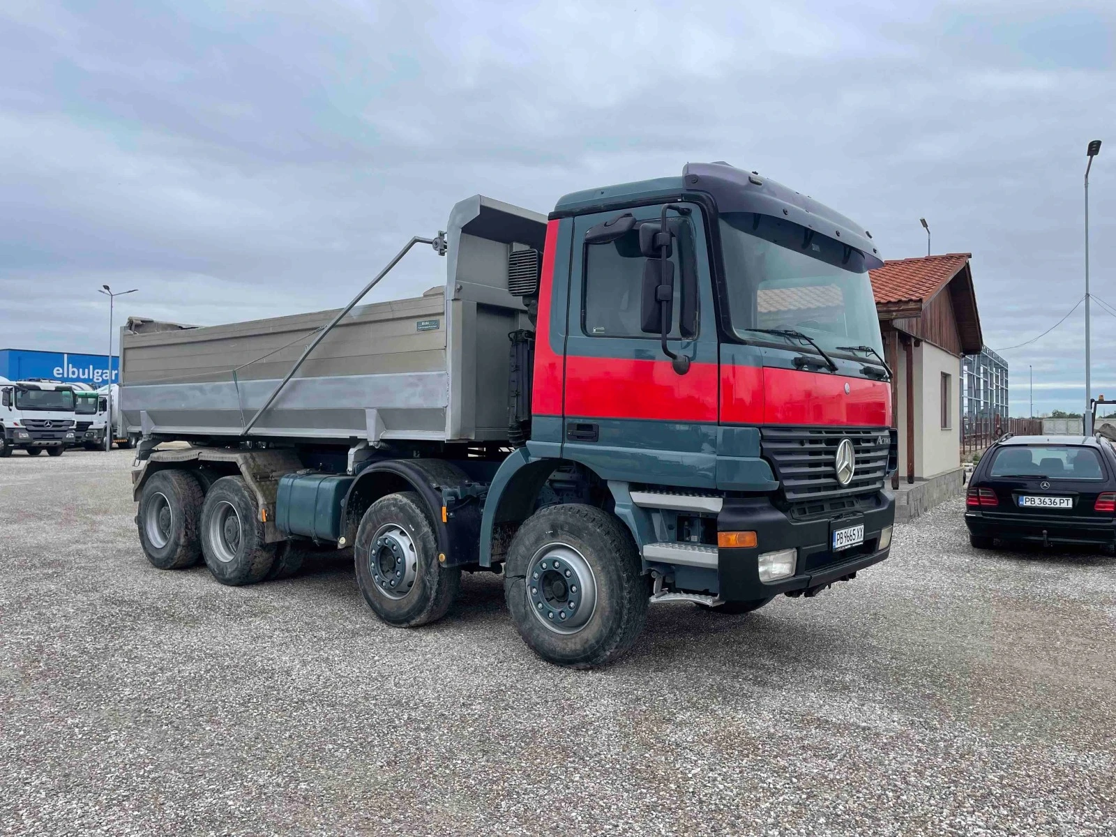 Mercedes-Benz Actros 3243, снимка 1
