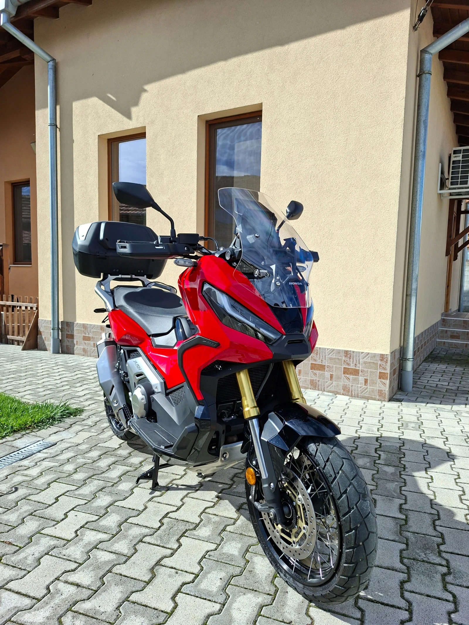 Honda X-ADV 750 ABS TC LED НОВ, снимка 1