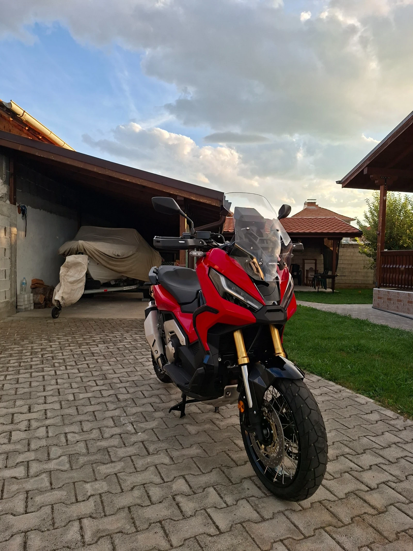 Honda X-ADV 750 ABS TC LED  - изображение 6