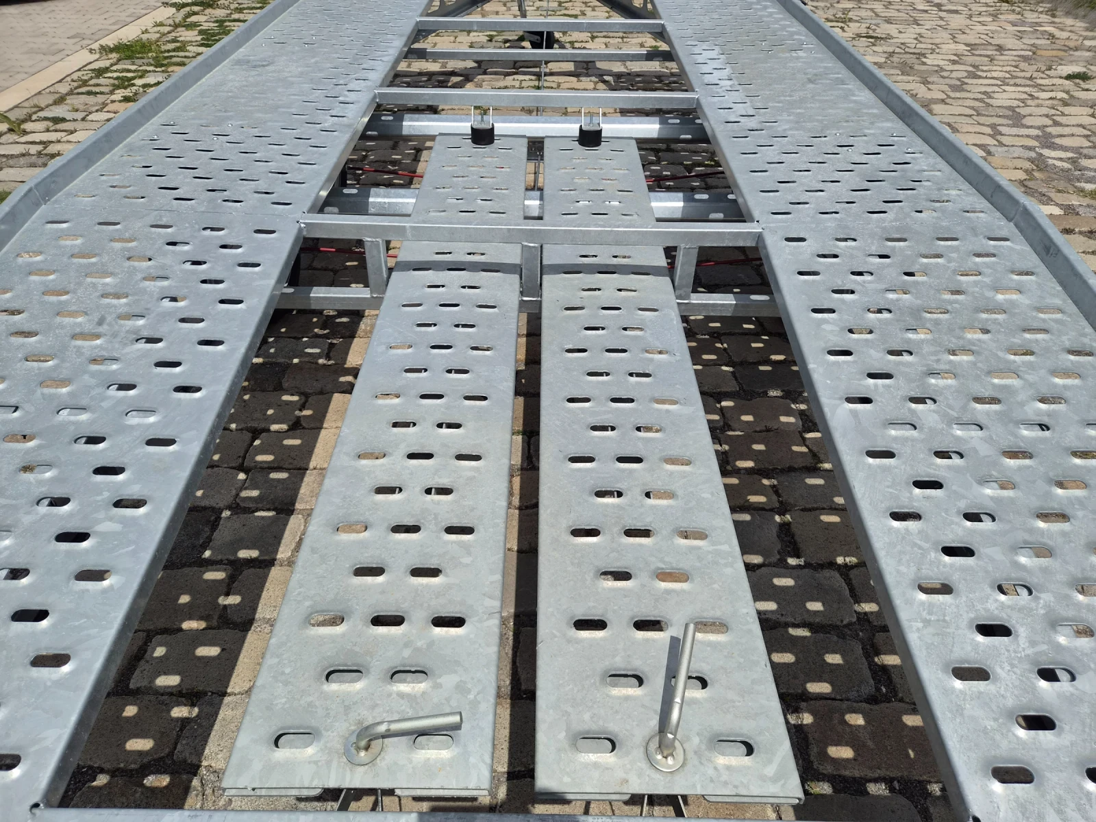 За автомобил Други REPO TRAILERS 4.50m. 2700 kg. ЧИСТО НОВА, снимка 8 - Ремаркета - 54585543