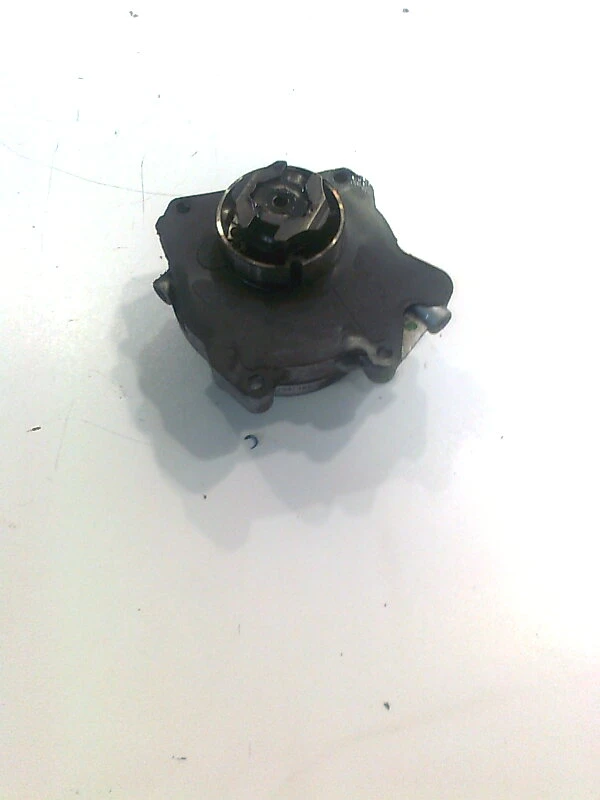 вакуум помпа за Фиат Стило 1.9 16В Н:46818358