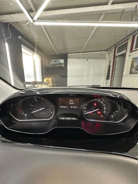 Peugeot 208, снимка 10