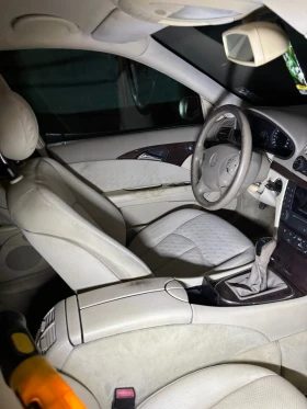 Mercedes-Benz E 220 Класик, снимка 11