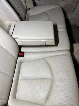 Mercedes-Benz E 220 Класик, снимка 9