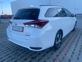 Toyota Auris, снимка 4