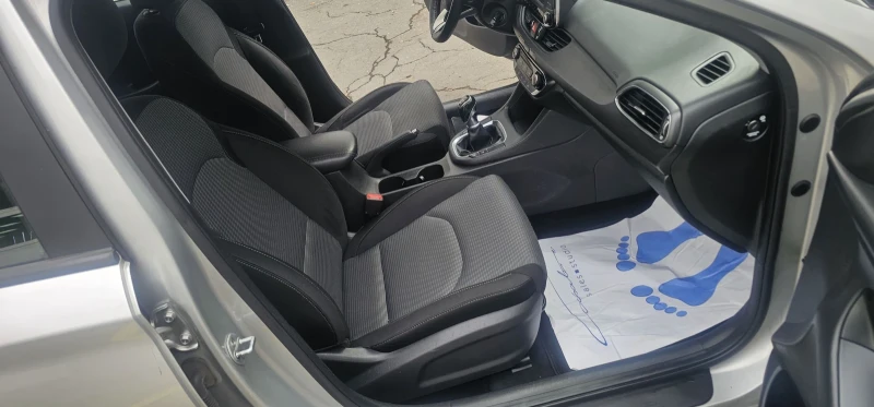 Hyundai I30 1.6CRDI Xечбег  Камера Германия , снимка 13 - Автомобили и джипове - 51941607