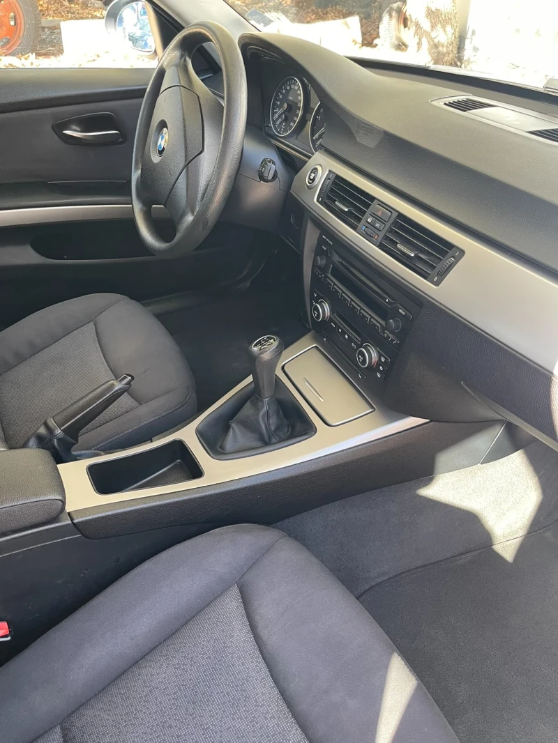 BMW 318, снимка 7 - Автомобили и джипове - 51973974