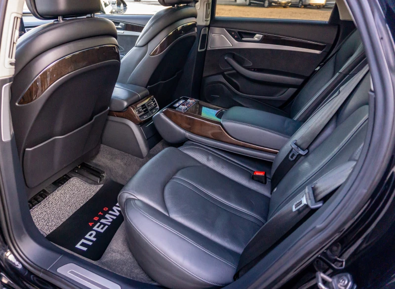 Audi A8 4.2 TDI QUATTRO - КАТО НОВА! 6М. ГАРАНЦИЯ!, снимка 11 - Автомобили и джипове - 52849065