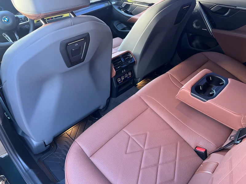 BMW 550 e xDrive, снимка 9 - Автомобили и джипове - 52927145