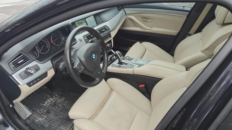 BMW 550 * 550i xDrive * CARFAX * БЕЗ ПЪРВОНАЧАЛНА ВНОСКА, снимка 7 - Автомобили и джипове - 53026346