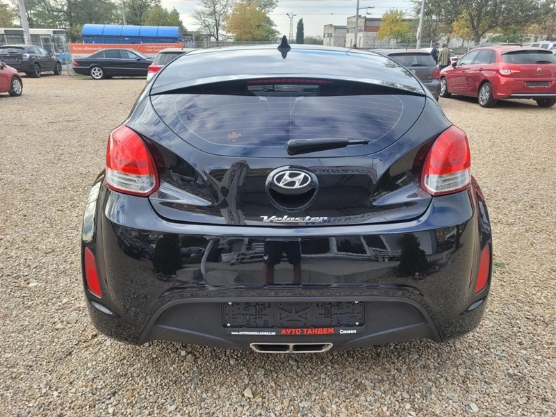 Hyundai Veloster  1.6i-AVTOMATIC/СЕРВ-ИСТОРИЯ-ШВЕЙЦАРИЯ - изображение 6