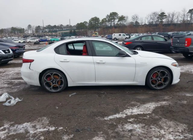 Alfa Romeo Giulia VELOCE AWD, снимка 12 - Автомобили и джипове - 53389595