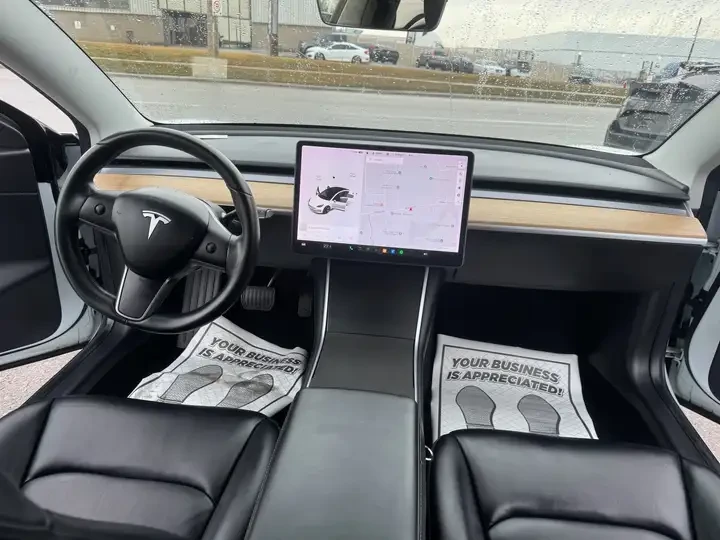 Tesla Model 3 STANDARD RANGE RWD* , снимка 9 - Автомобили и джипове - 54081998