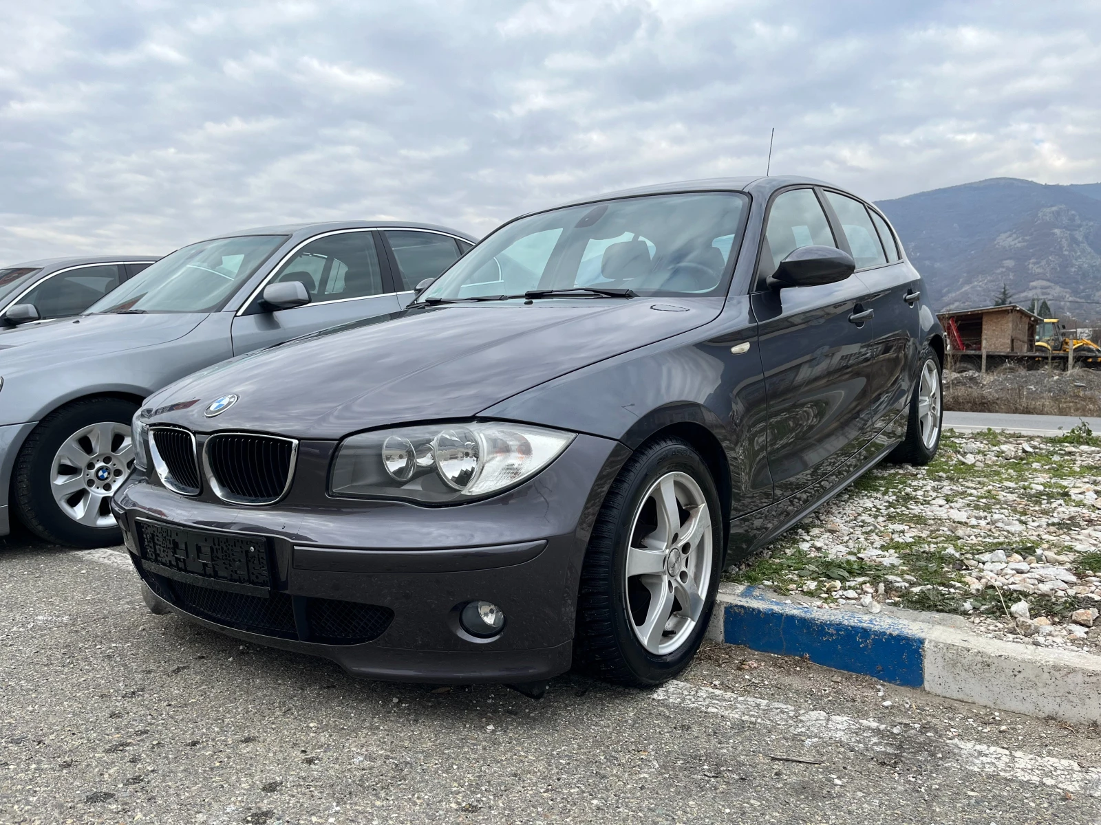 BMW 120 Auto/NAVI - изображение 5