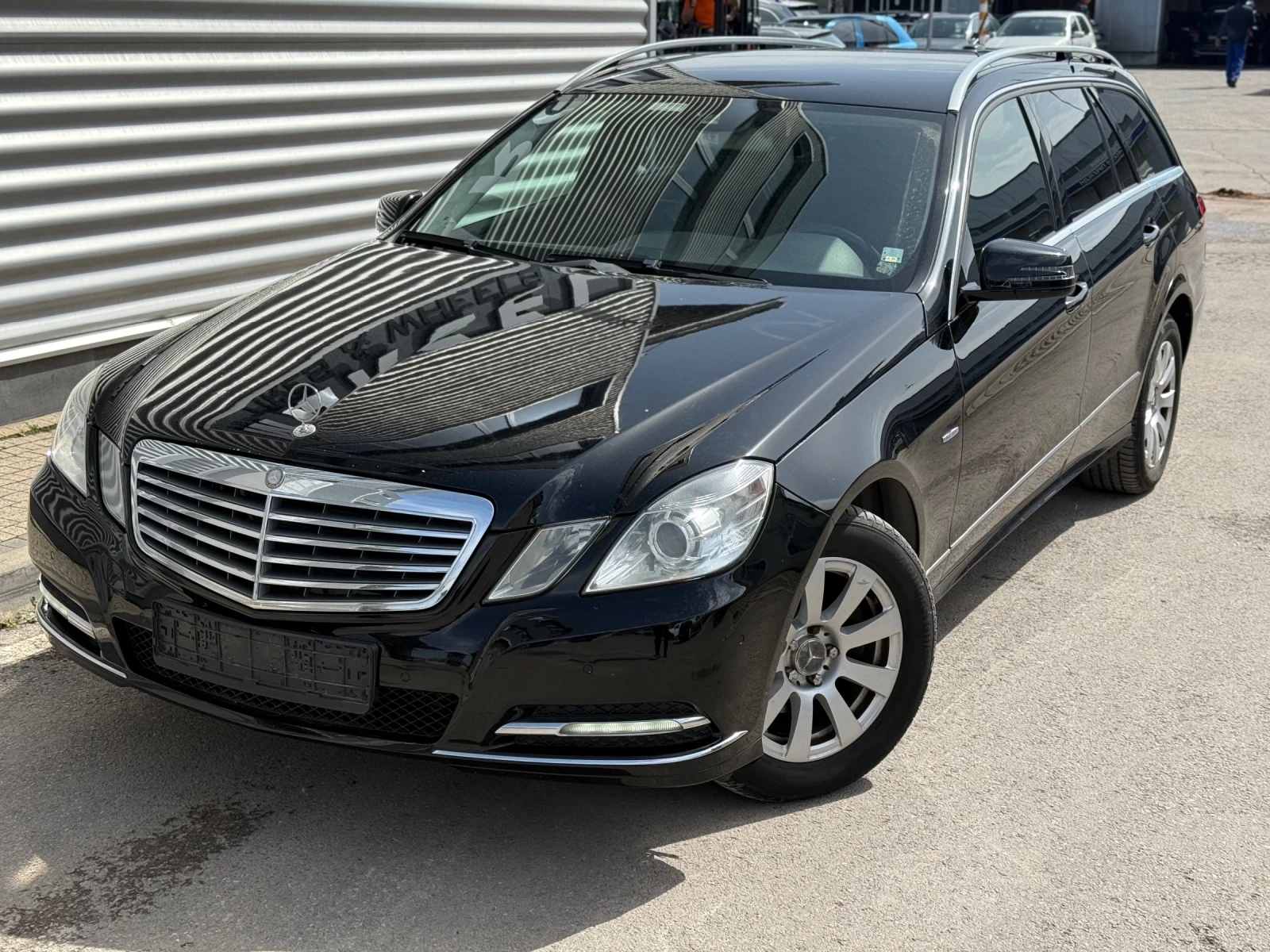 Mercedes-Benz E 200 Euro5+ Automatick+ Xenon+ + 136kc | Mobile.bg   1