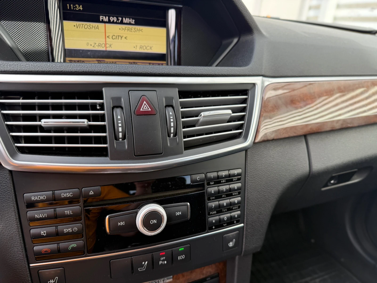 Mercedes-Benz E 200 Euro5+ Automatick+ Xenon+ + 136kc | Mobile.bg   13