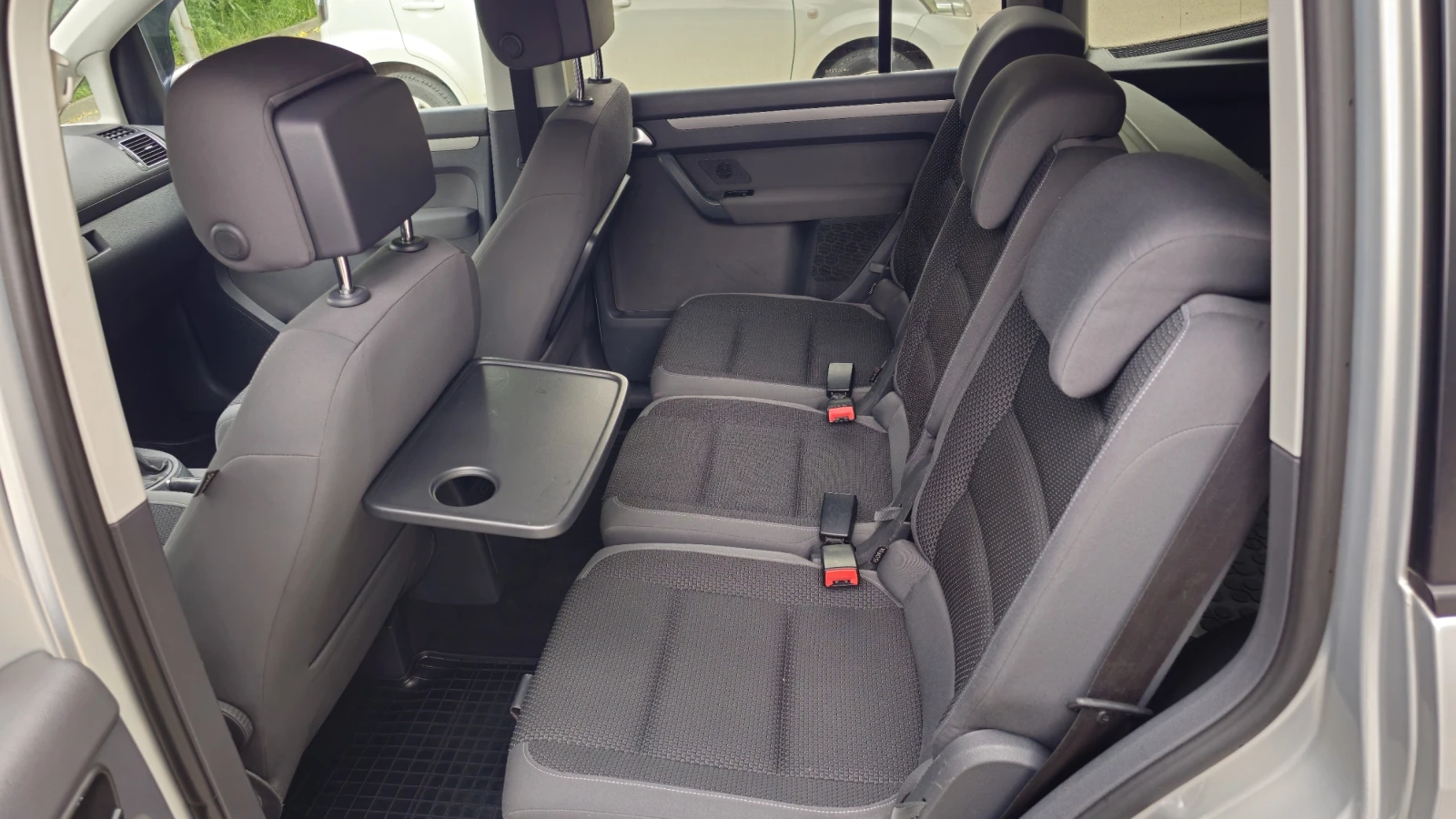 VW Touran  - изображение 7