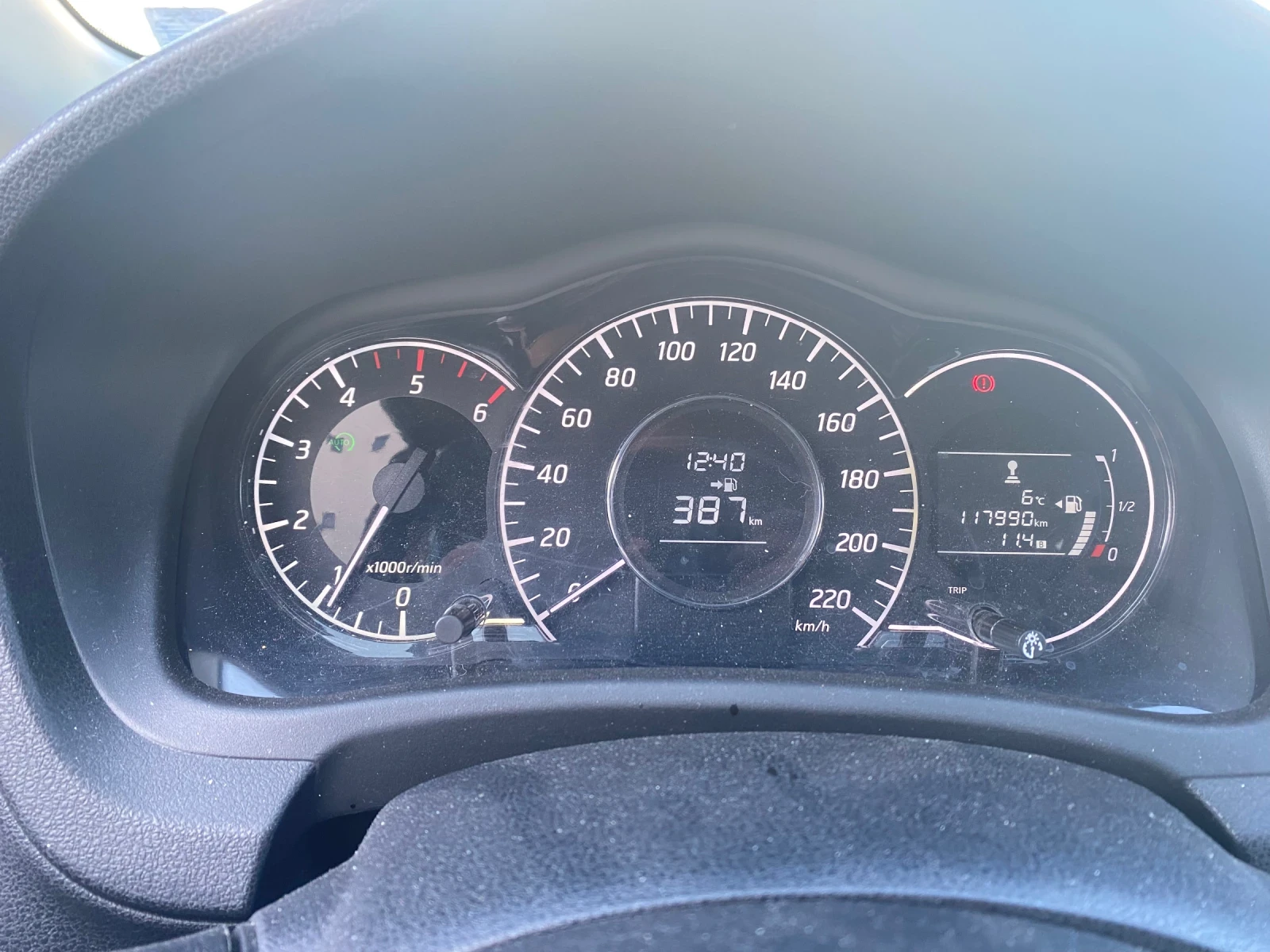 Nissan Note 1.5 dCi 90 hp EURO5 - изображение 5