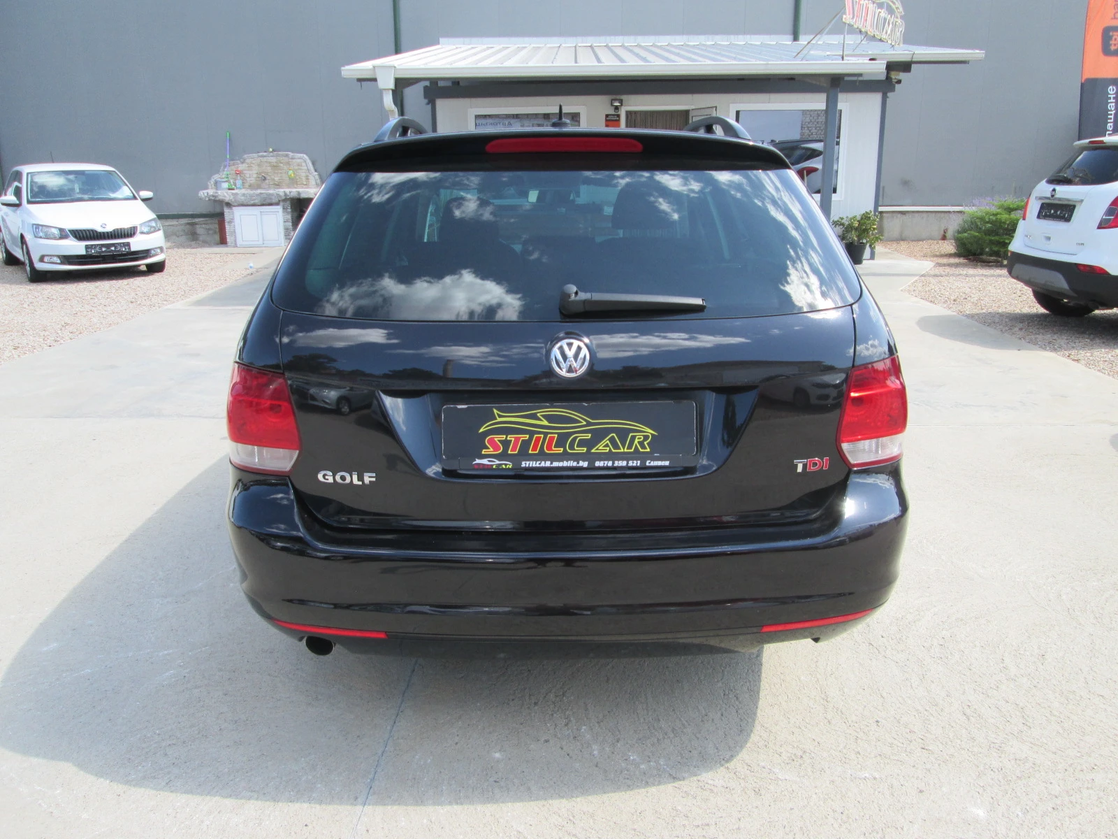 VW Golf 1.6TDI НАВИ-НОВА - изображение 5