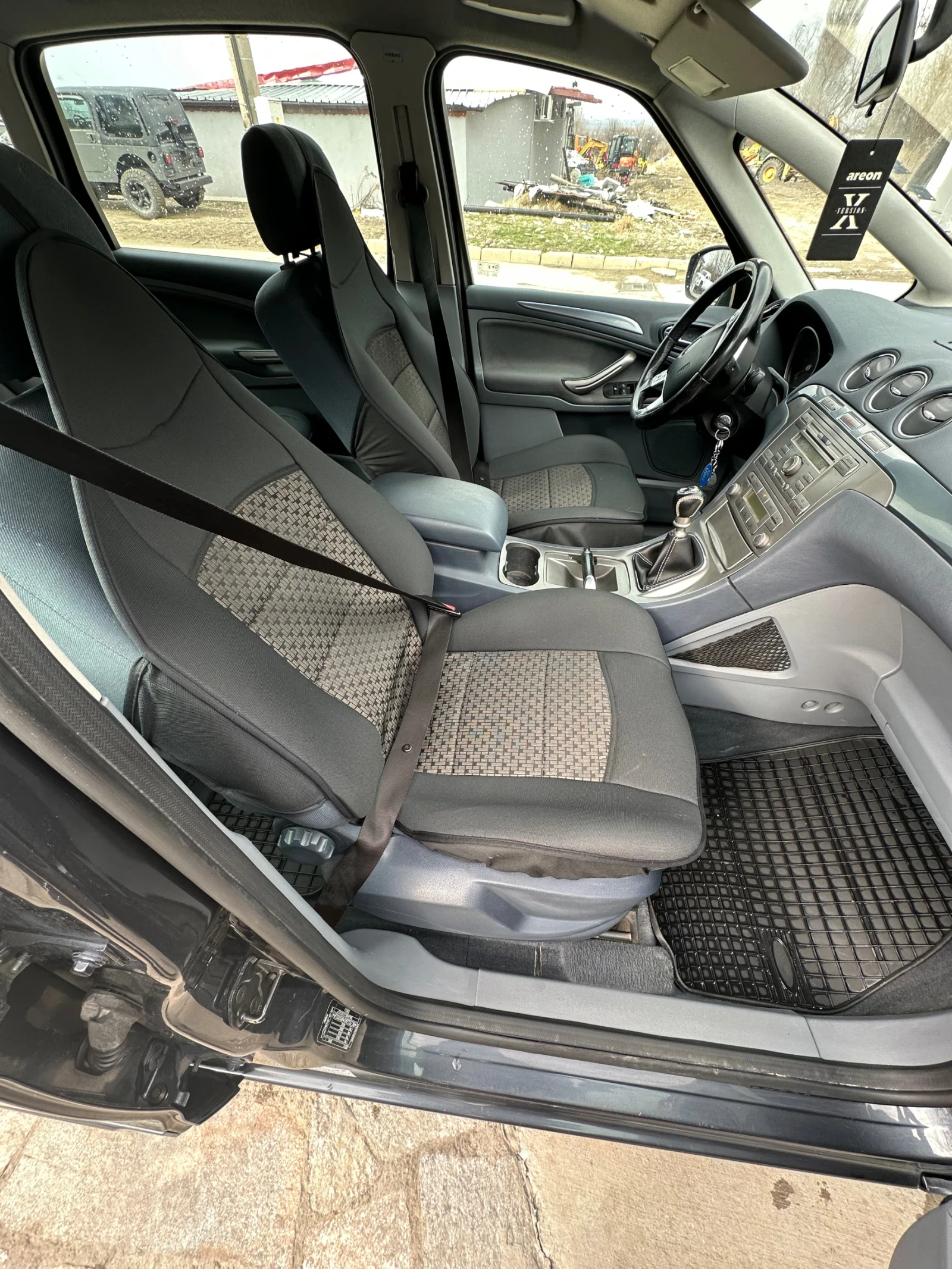 Ford S-Max 1.8TDCI - изображение 9