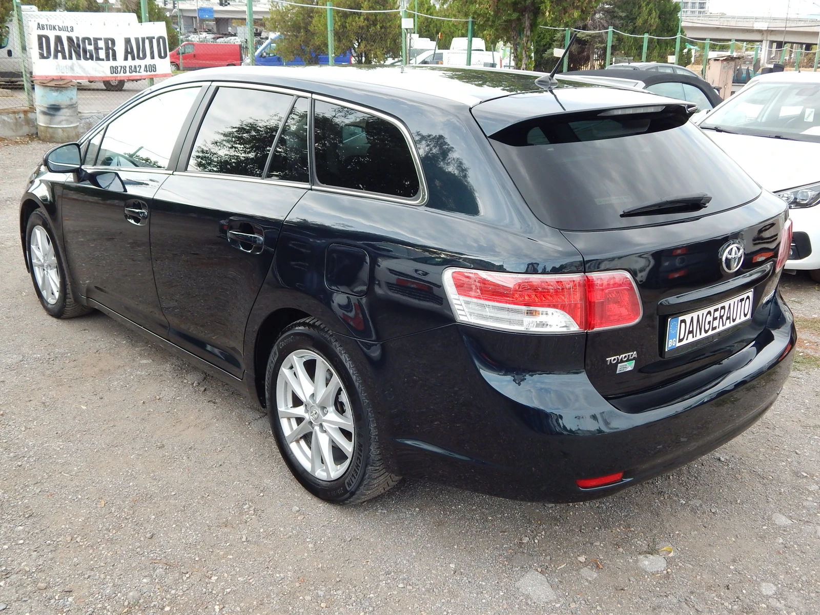 Toyota Avensis 2.0D4D* 126k.* EURO5B*  - изображение 6