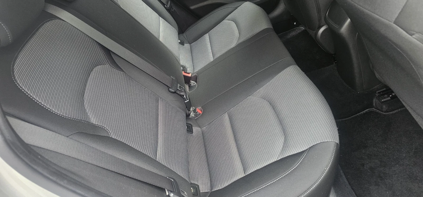 Hyundai I30 1.6CRDI X     | Mobile.bg   14