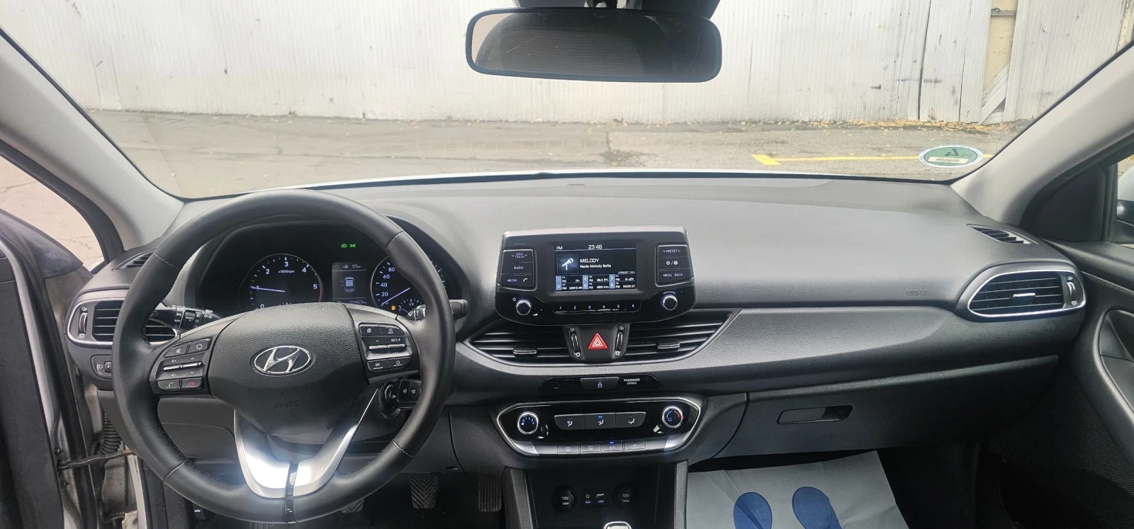 Hyundai I30 1.6CRDI X     | Mobile.bg   12