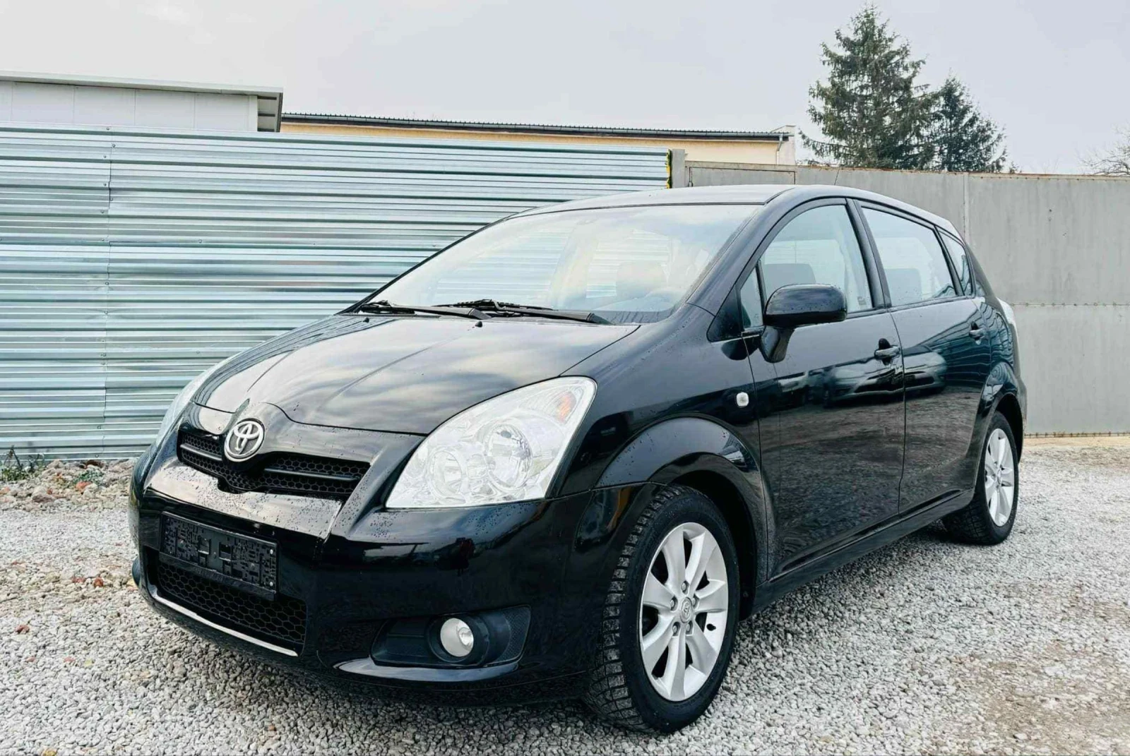 Toyota Corolla verso 2200* D4D | Mobile.bg — изображение 1