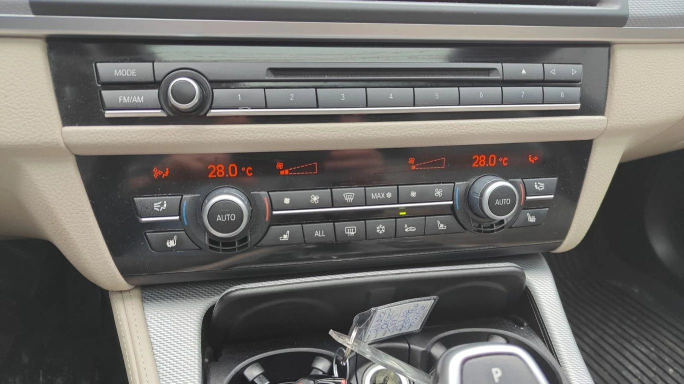 BMW 550 * 550i xDrive * CARFAX * ��� ������������ ������ | Mobile.bg � ����������� 14