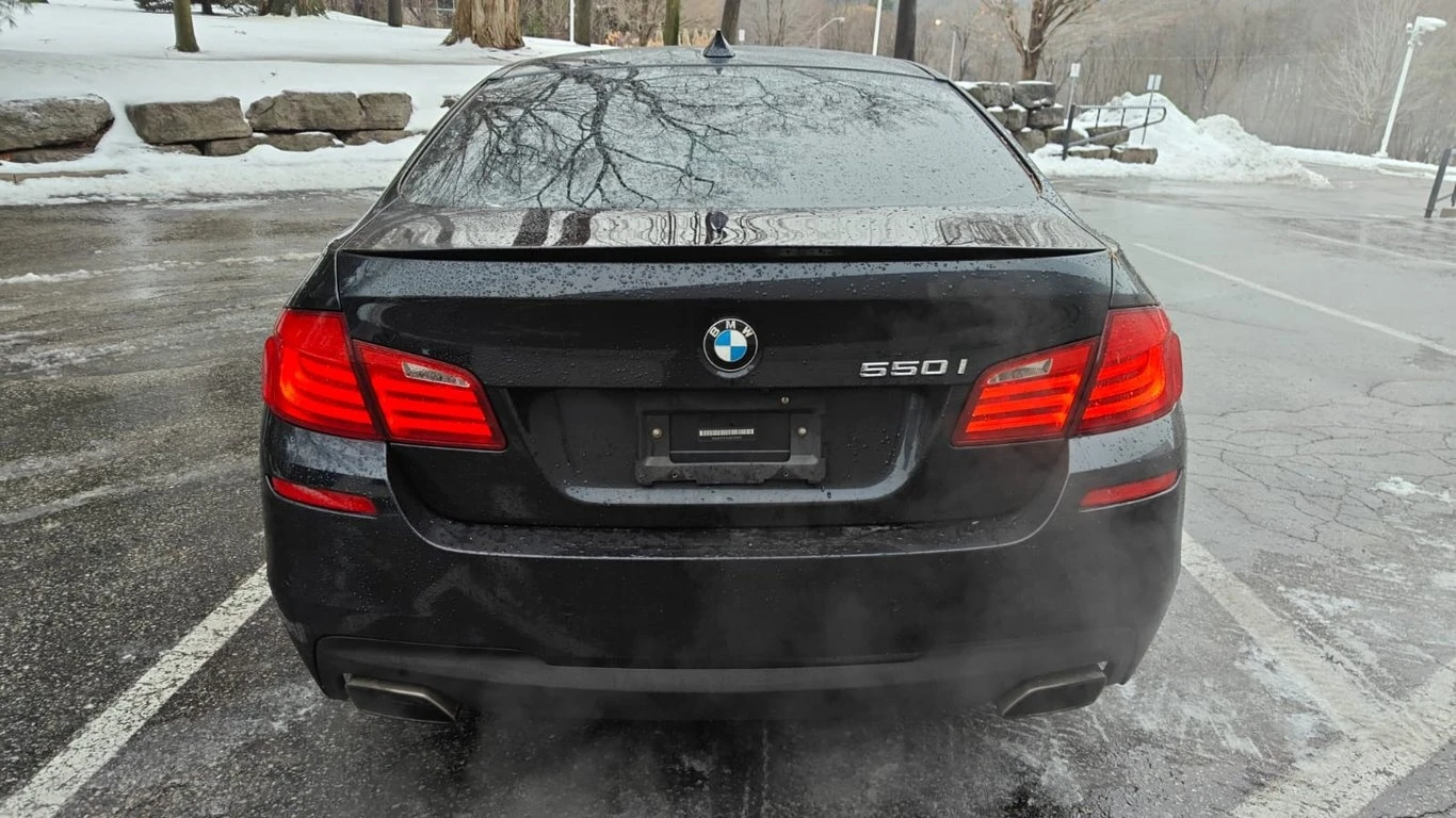 BMW 550 * 550i xDrive * CARFAX * БЕЗ ПЪРВОНАЧАЛНА ВНОСКА - изображение 5