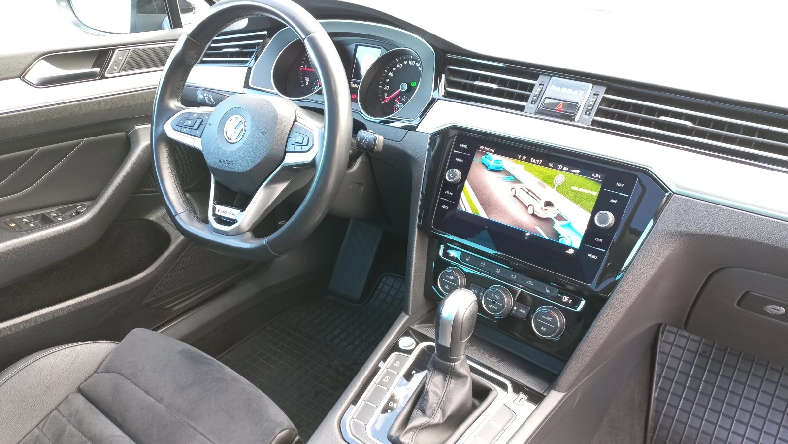 VW Passat B8 2.0TDI 4Motion, снимка 9 - Автомобили и джипове - 53880768