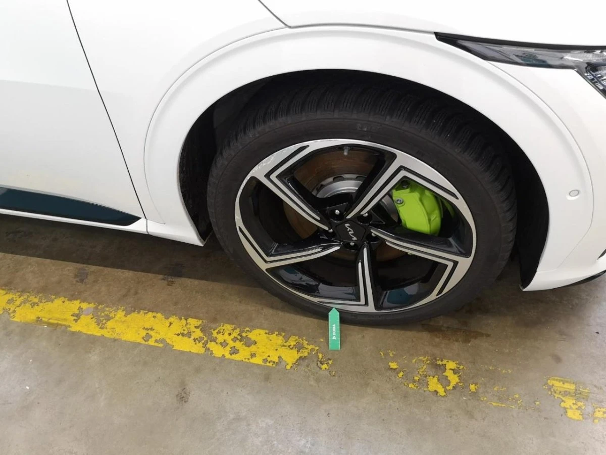 Kia EV6 GT - AWD - Electric, снимка 10 - Автомобили и джипове - 54265356