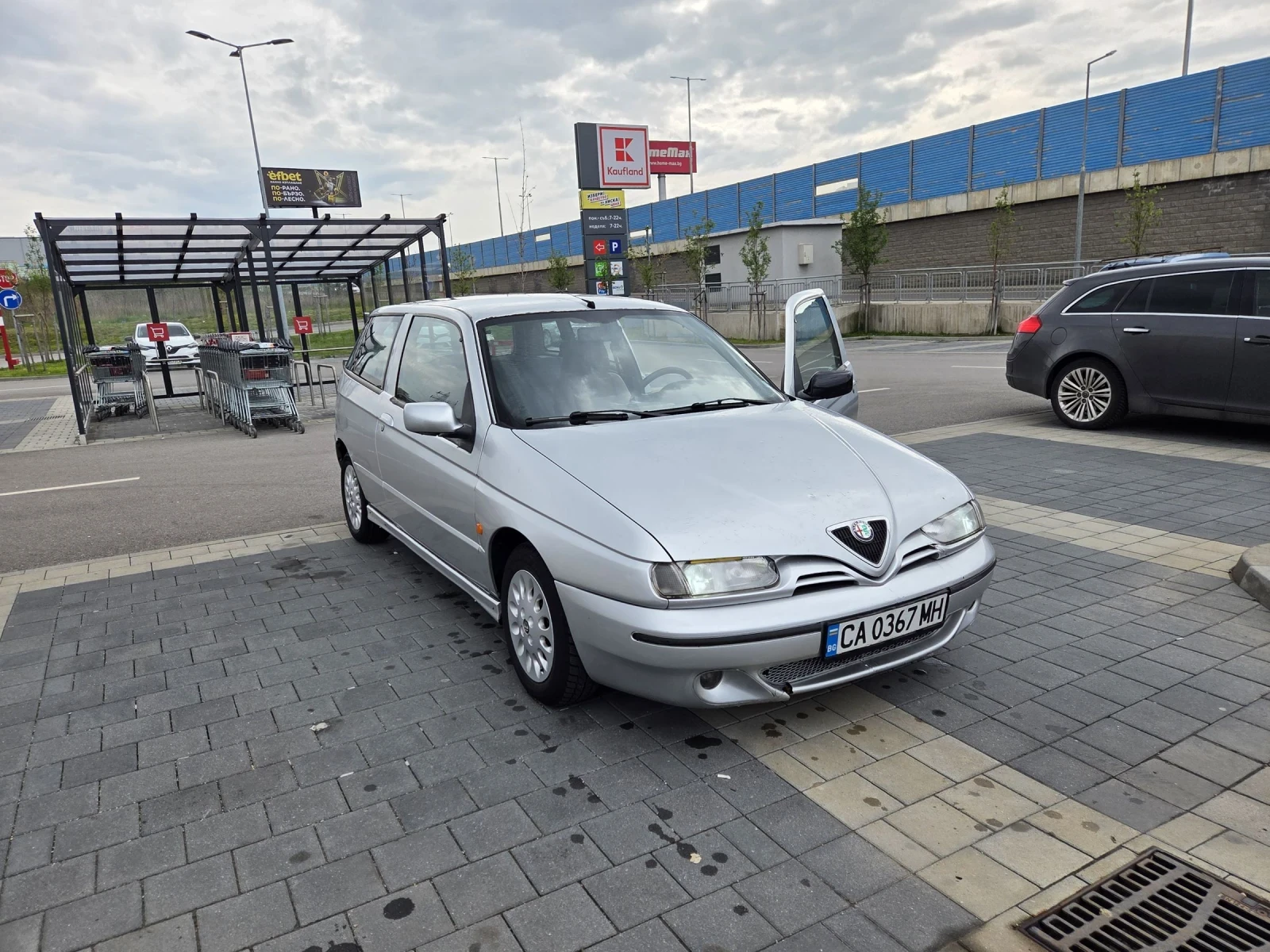 Alfa Romeo 145 1.4 Twin Spark, снимка 4 - Автомобили и джипове - 54290992