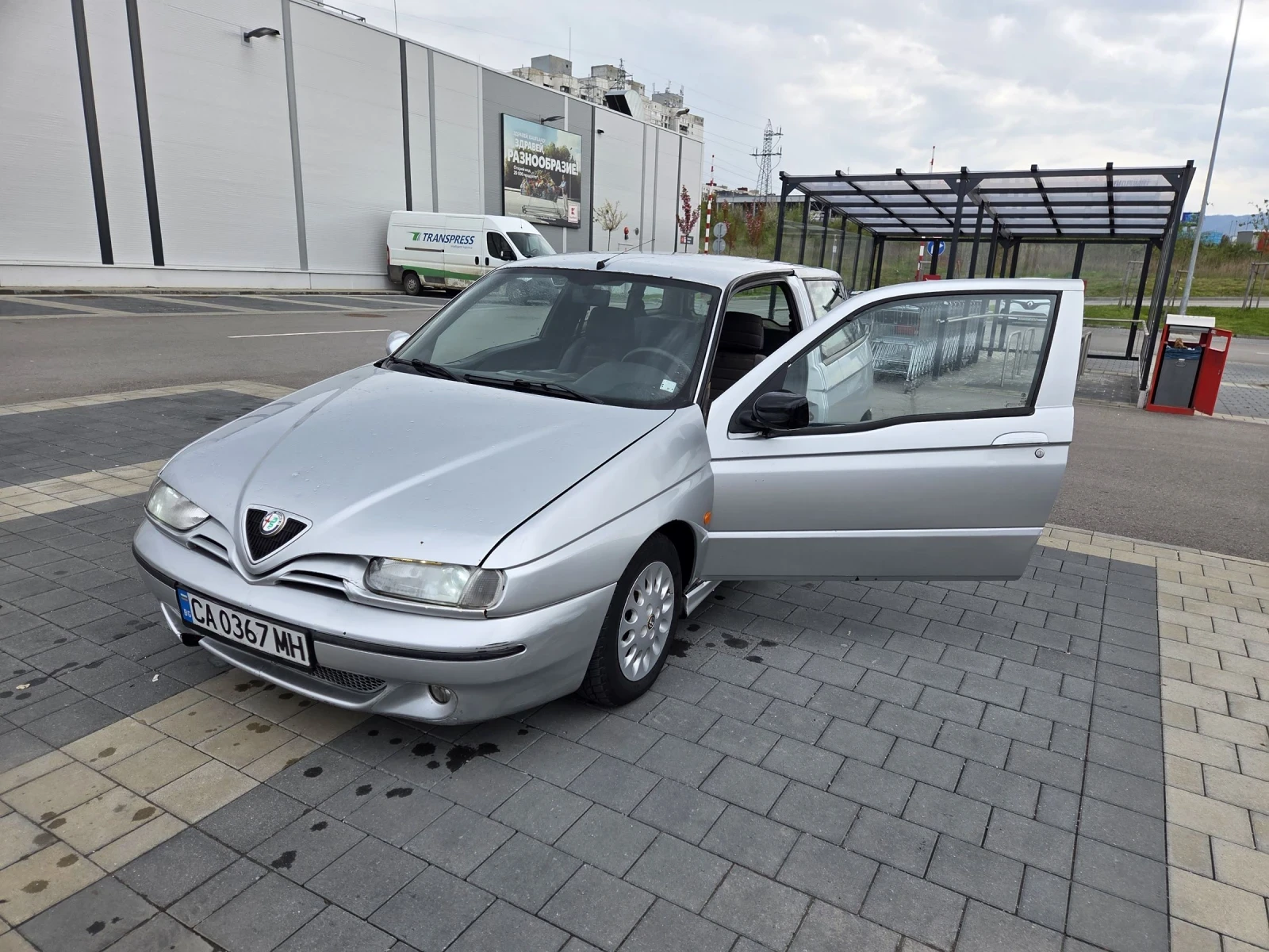 Alfa Romeo 145 1.4 Twin Spark, снимка 3 - Автомобили и джипове - 54290992