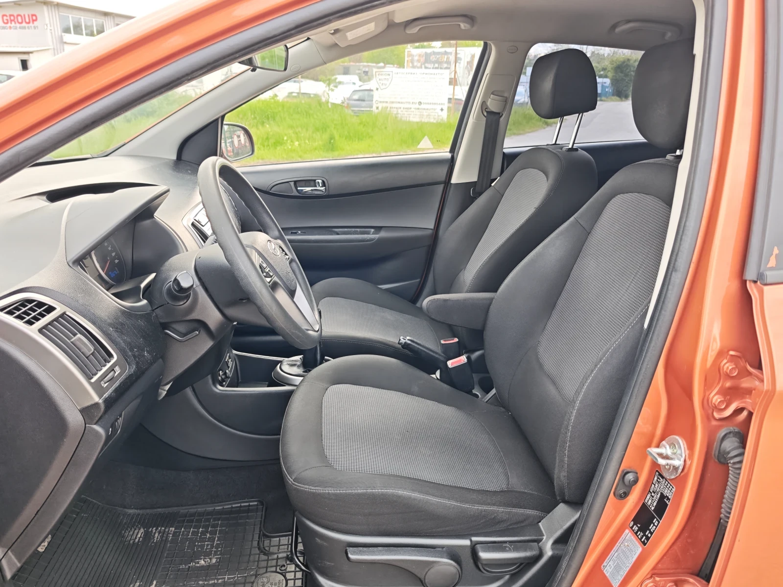 Hyundai I20 1.25i, снимка 10 - Автомобили и джипове - 54490324