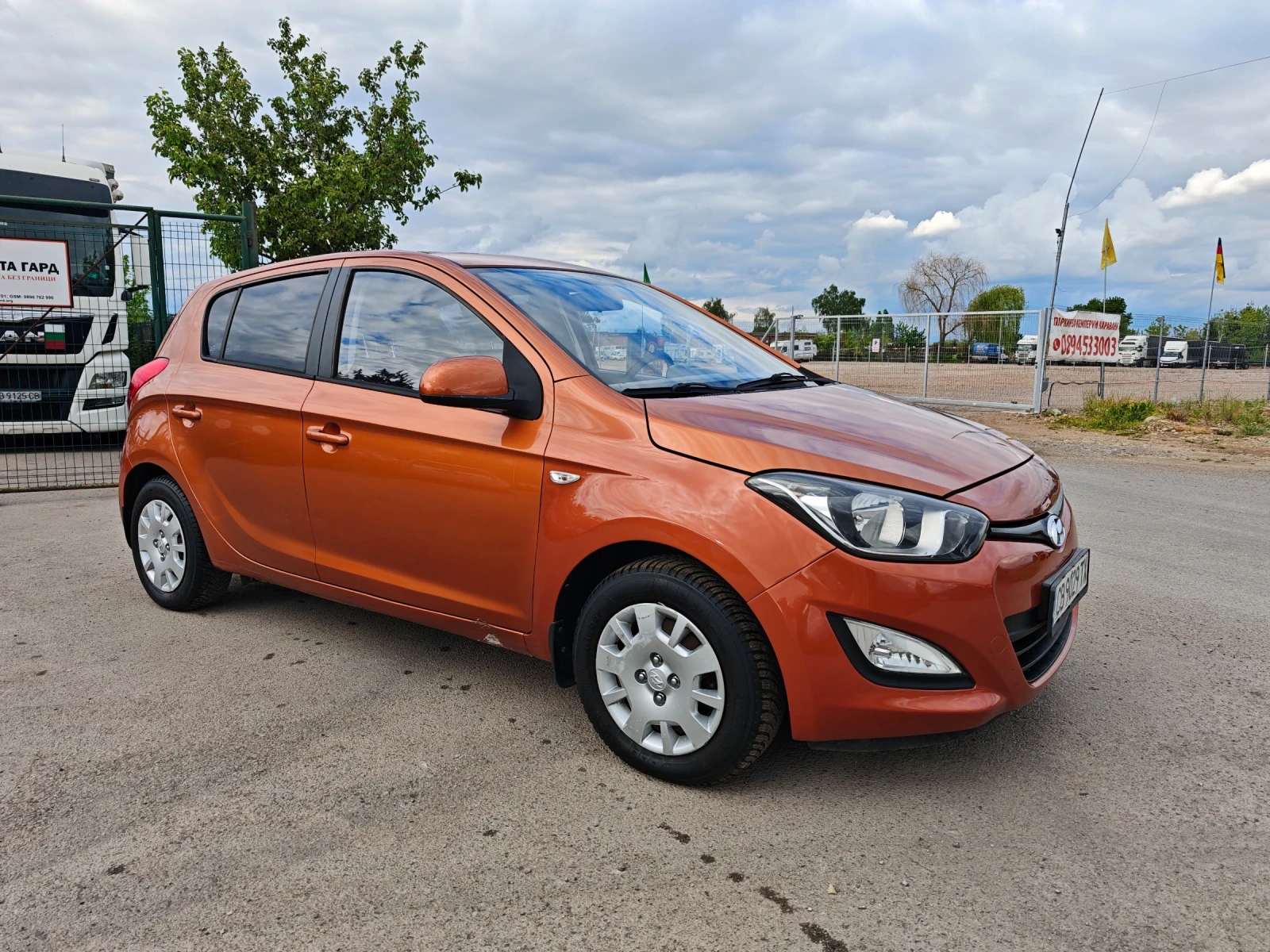 Hyundai I20 1.25i, снимка 3 - Автомобили и джипове - 54490324