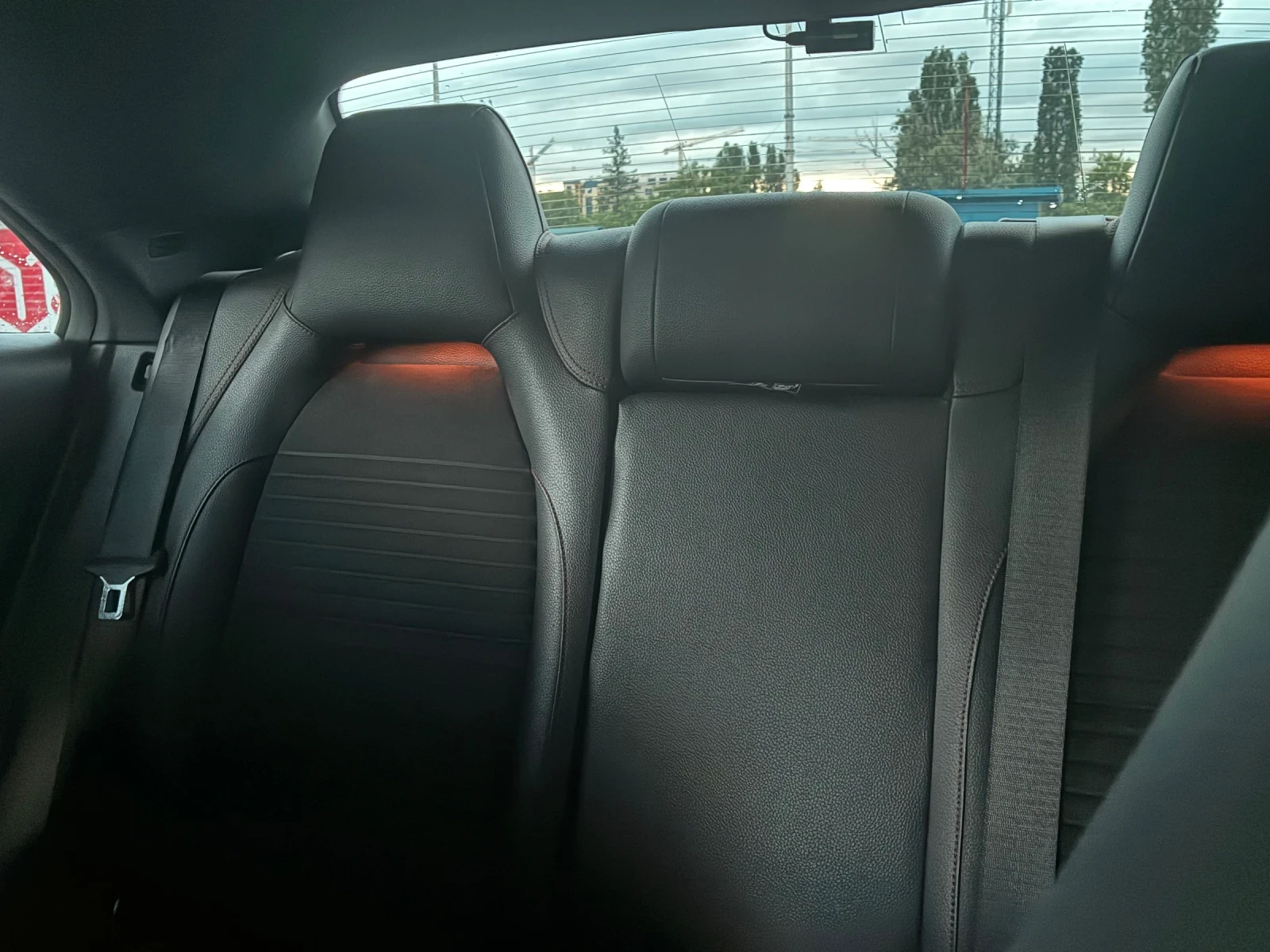 Mercedes-Benz CLA 220 AMG LINE, снимка 15 - Автомобили и джипове - 54756944