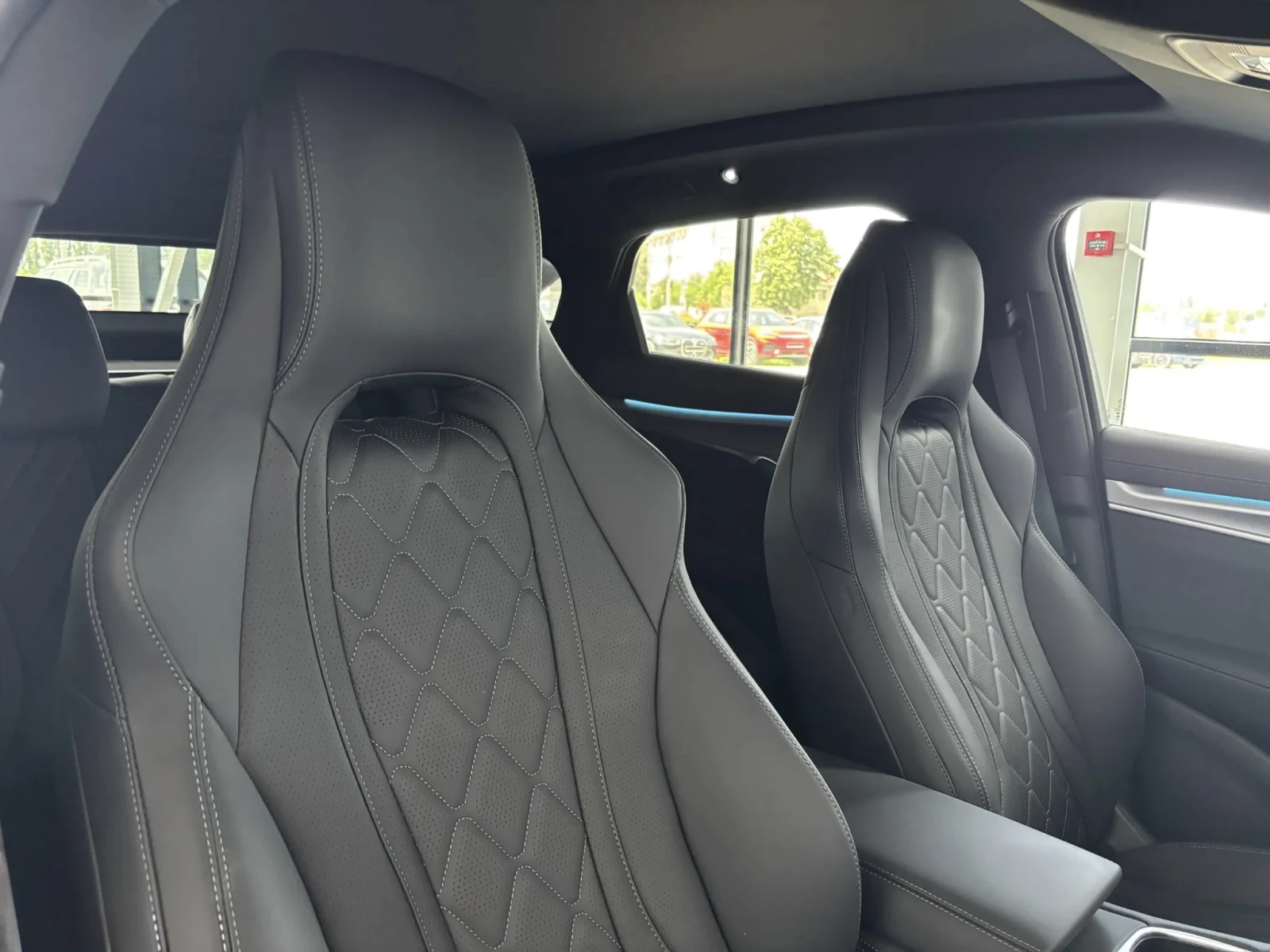 BYD Sealion 7 EXCELLENCE!!4x4!530кс!!!, снимка 16 - Автомобили и джипове - 55292707