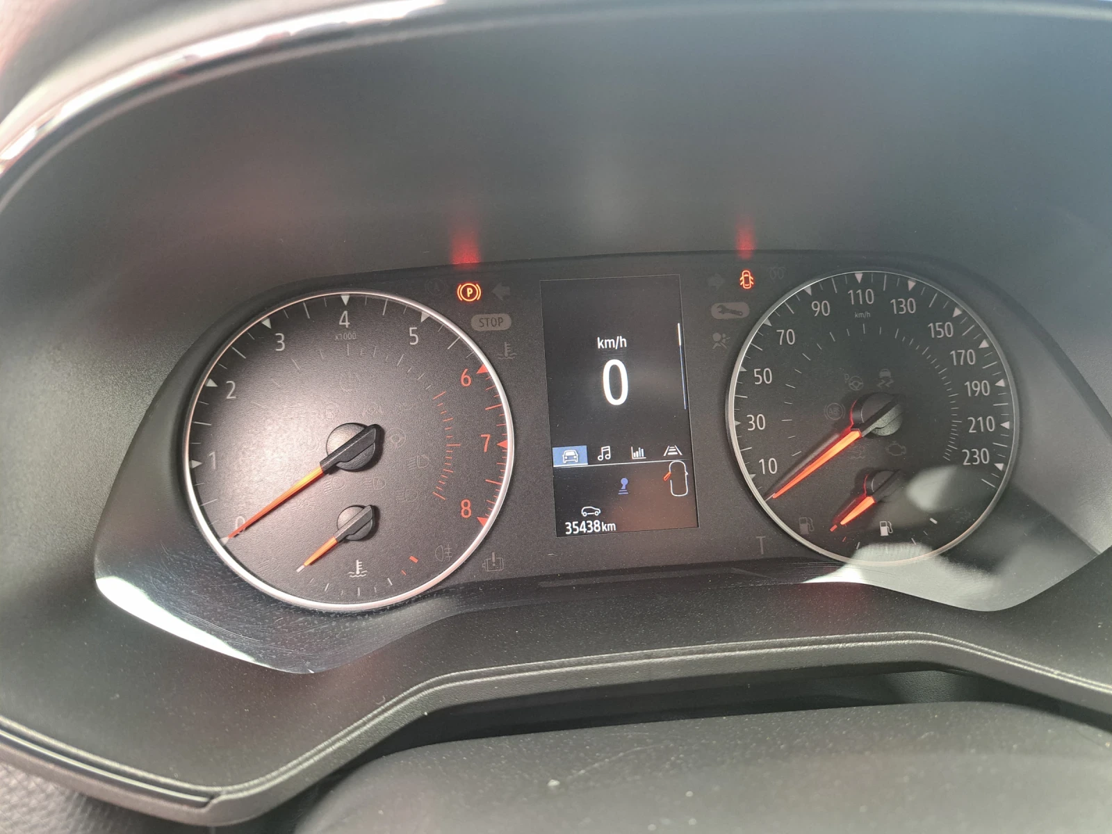 Renault Clio 1.0. GPL EURO6, снимка 10 - Автомобили и джипове - 55404811