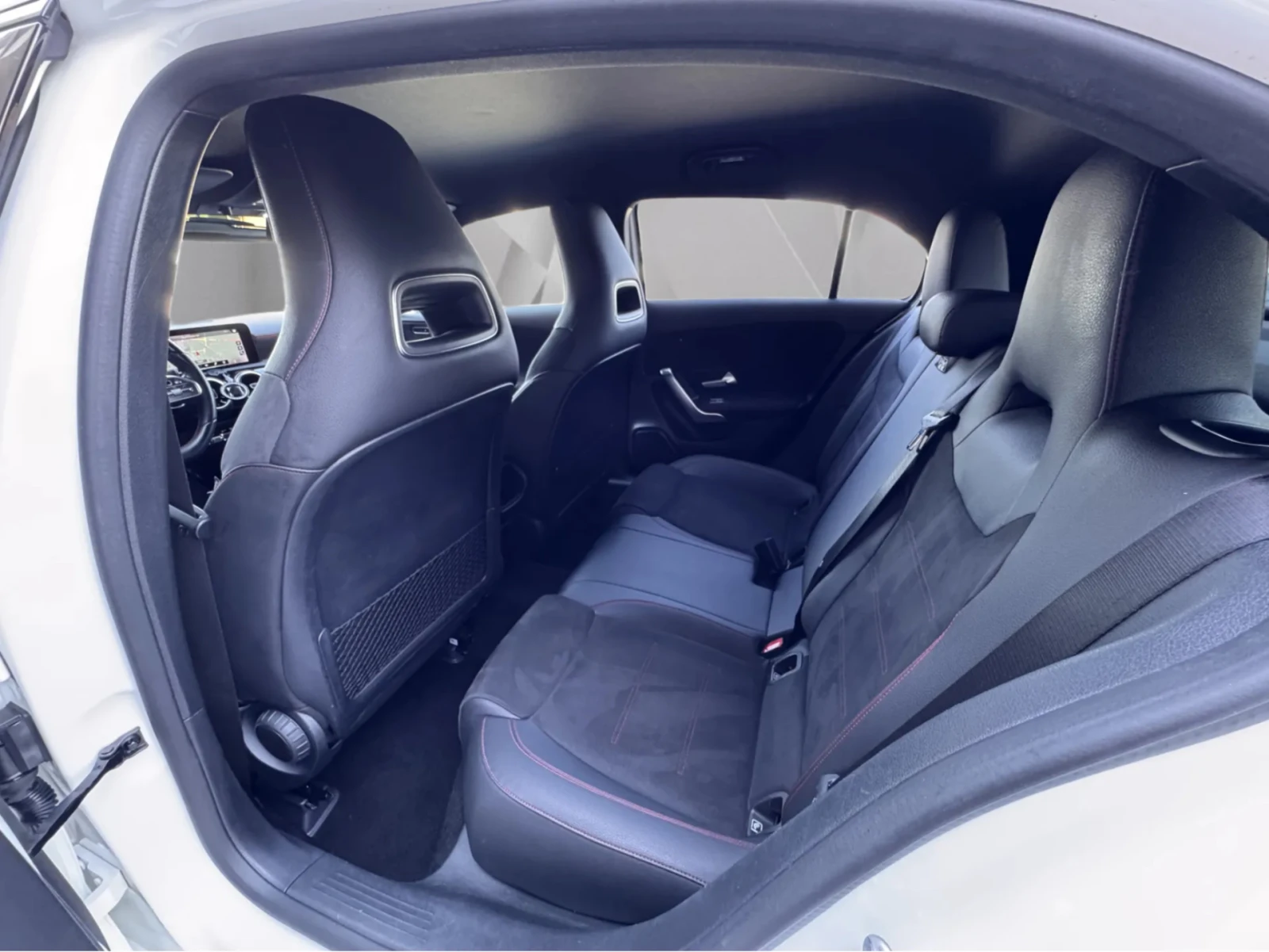 Mercedes-Benz A 250 E PLUG-IN AMG-PACKET KEYLESSGO КОЖА ПОДГРЕВ КАМЕРА, снимка 15 - Автомобили и джипове - 55555741