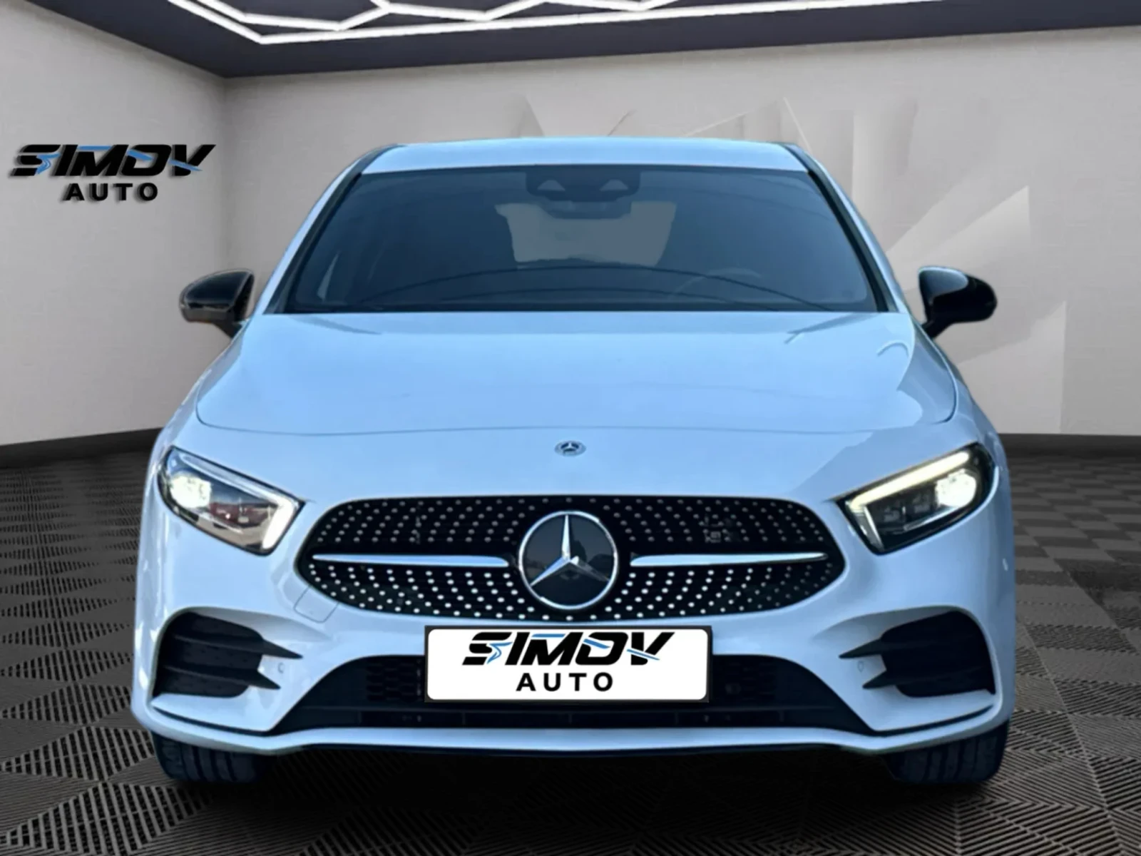 Mercedes-Benz A 250 E PLUG-IN AMG-PACKET KEYLESSGO КОЖА ПОДГРЕВ КАМЕРА, снимка 5 - Автомобили и джипове - 55555741