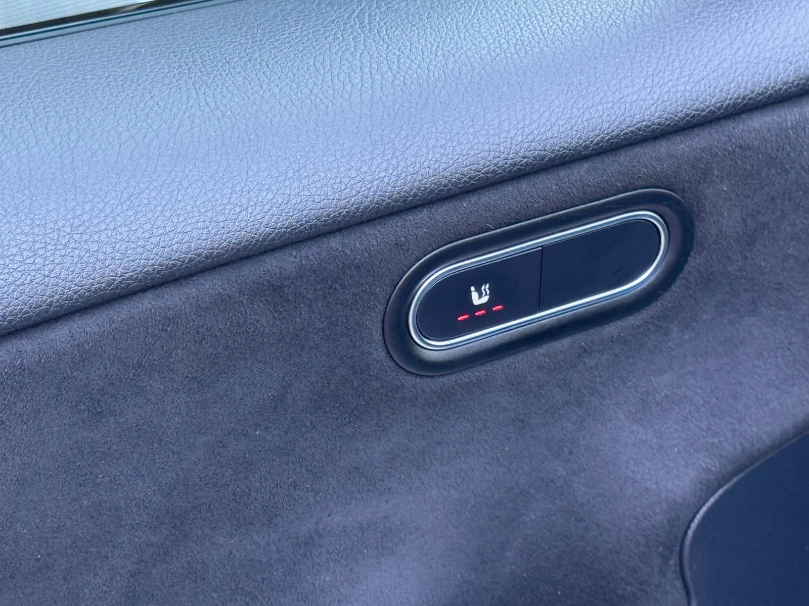 Mercedes-Benz A 250 E PLUG-IN AMG-PACKET KEYLESSGO КОЖА ПОДГРЕВ КАМЕРА, снимка 9 - Автомобили и джипове - 55555741