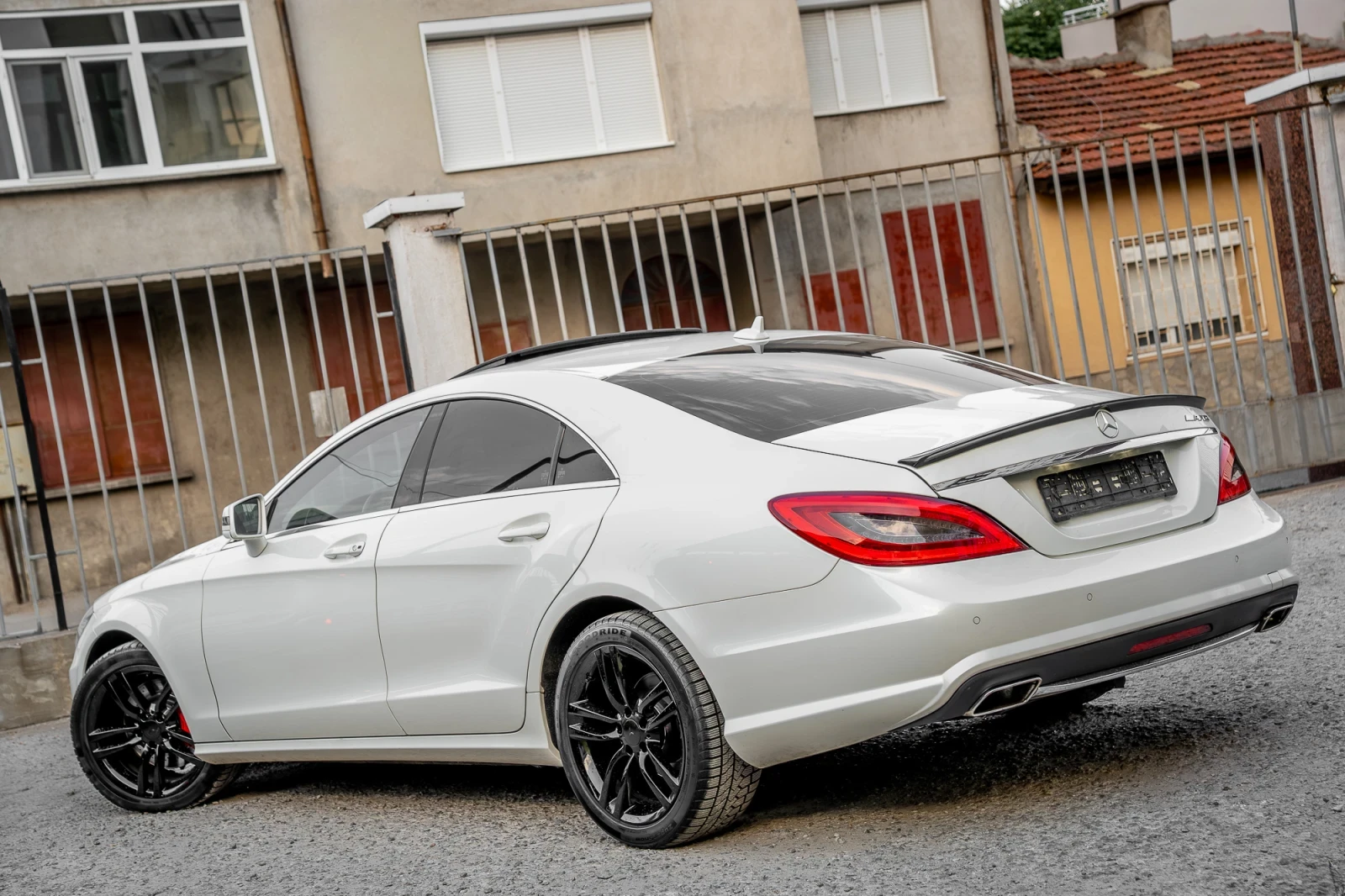 Mercedes-Benz CLS 350 CDI-AMG LINE-ПОДГРЕВ-AMBIENT-FULL LED-ЛЮК-TOP, снимка 4 - Автомобили и джипове - 55686992