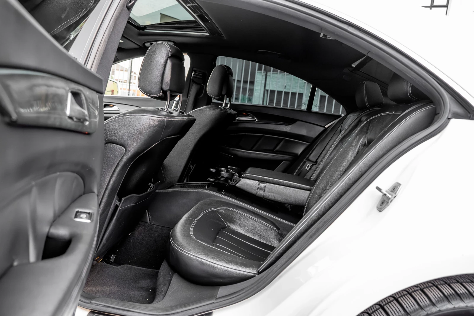 Mercedes-Benz CLS 350 CDI-AMG LINE-ПОДГРЕВ-AMBIENT-FULL LED-ЛЮК-TOP, снимка 13 - Автомобили и джипове - 55686992