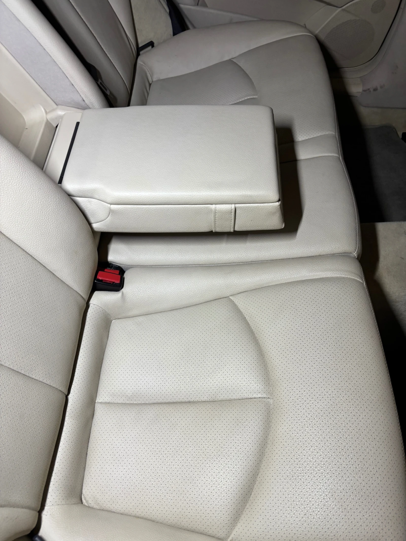 Mercedes-Benz E 220 Класик, снимка 9 - Автомобили и джипове - 55744628