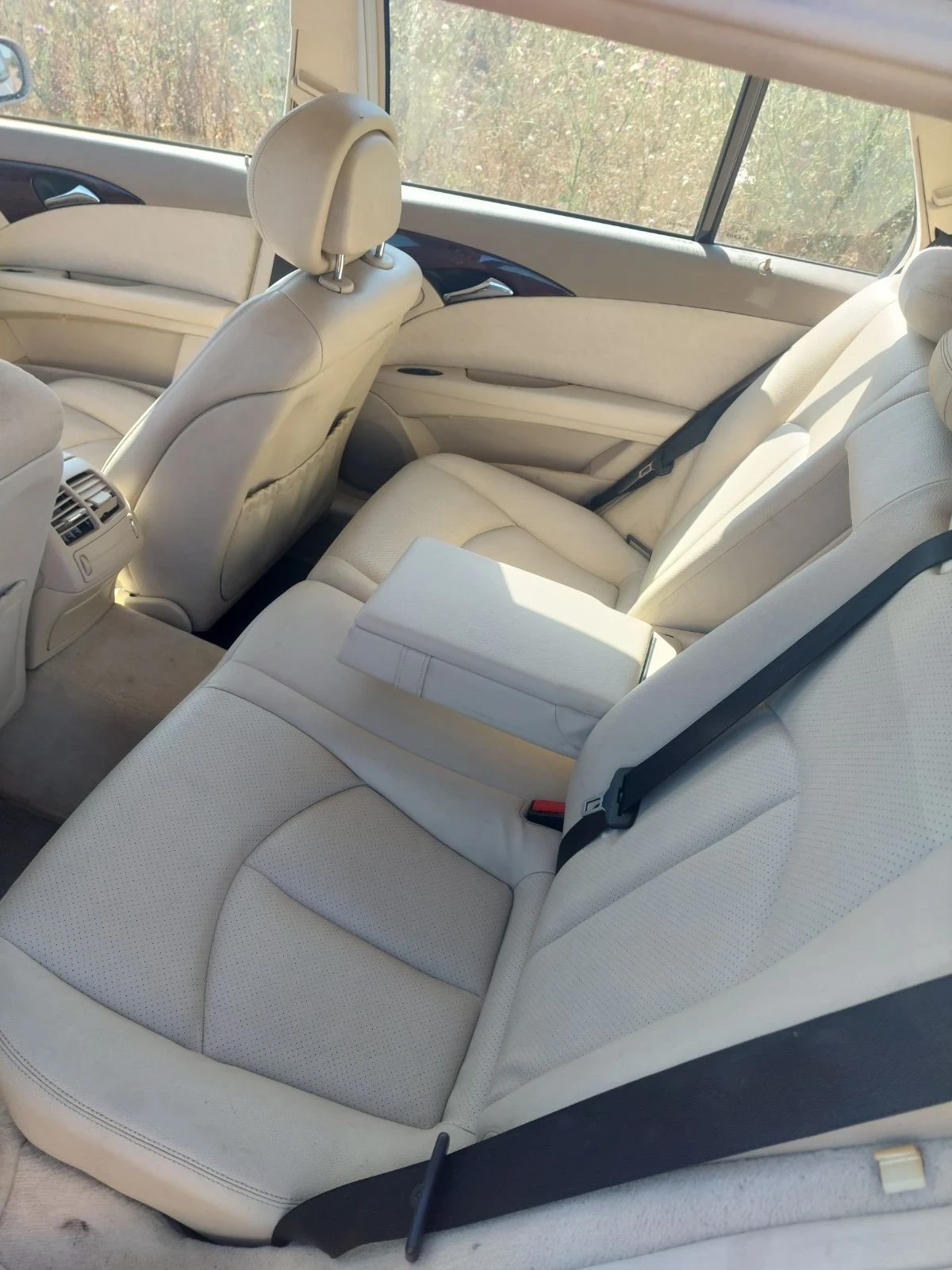 Mercedes-Benz E 220 Класик, снимка 6 - Автомобили и джипове - 55744628